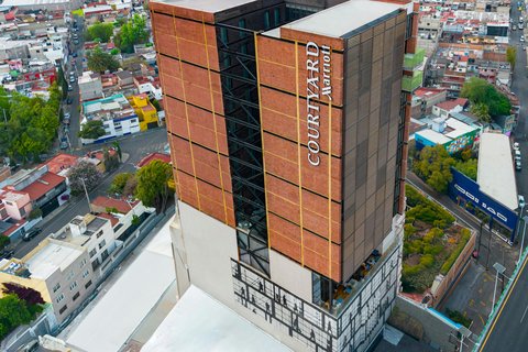 Courtyard by Marriott Mexico City Toreo cover