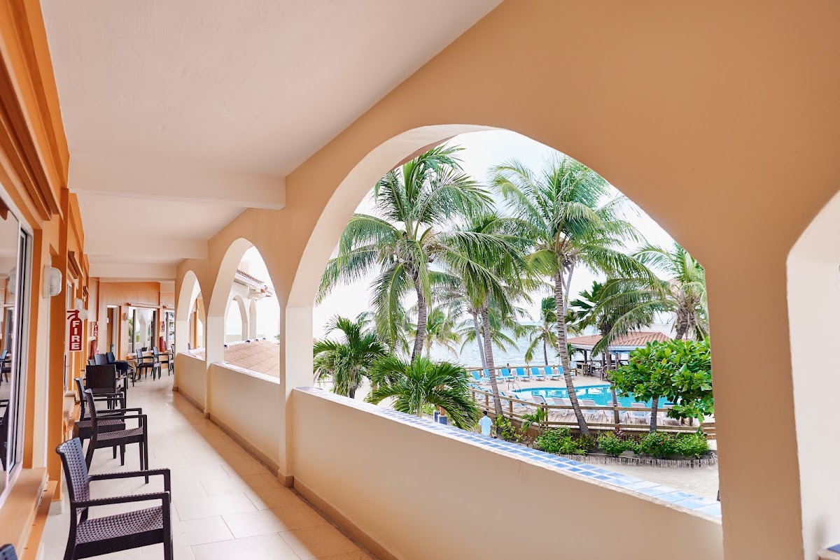 Sunbreeze Hotel gallery 7