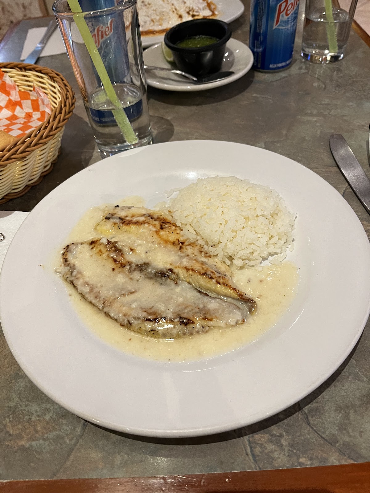 La Terraza Plaza Inn gallery 3