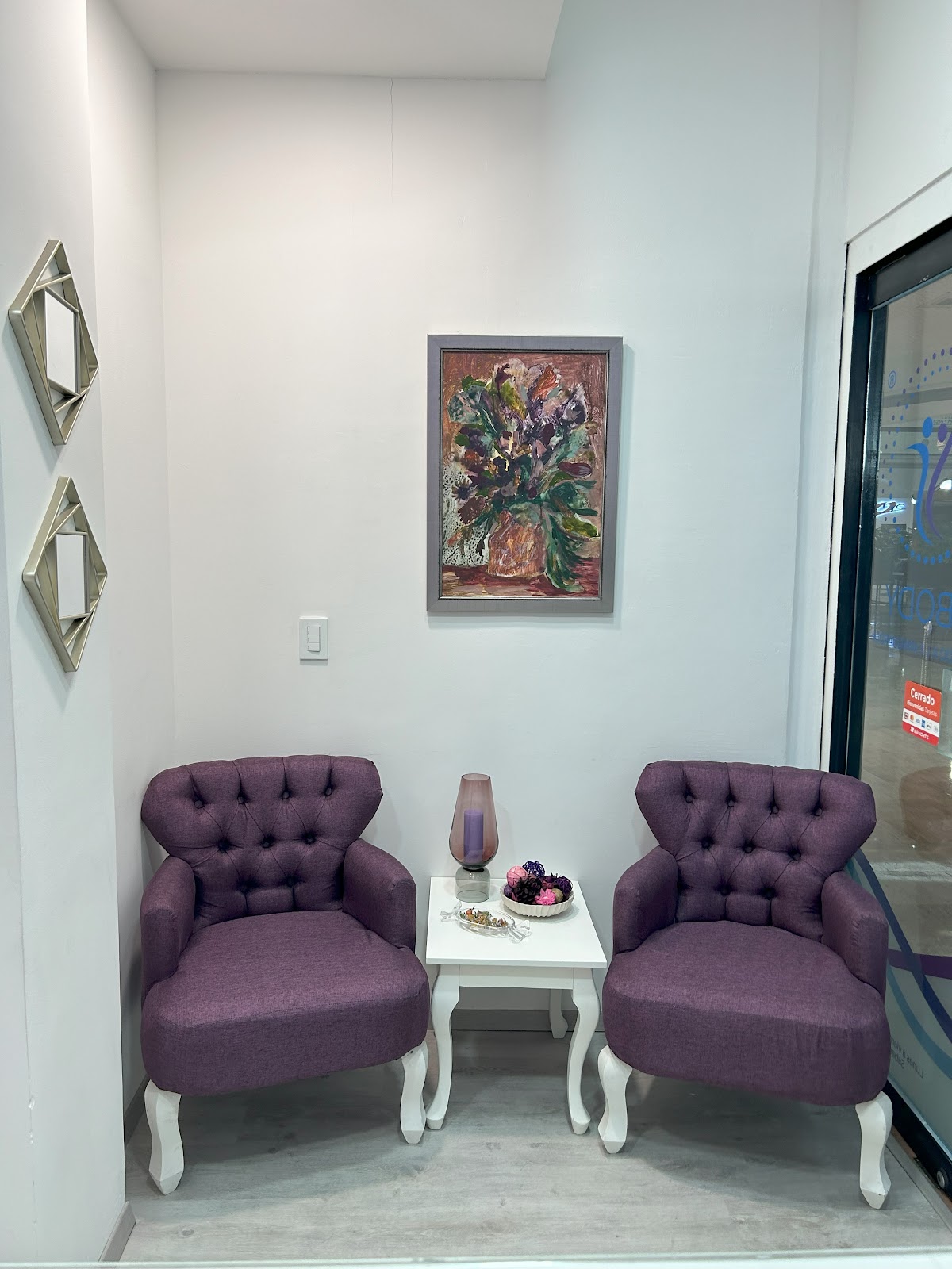 2Body Plaza Inn gallery 3