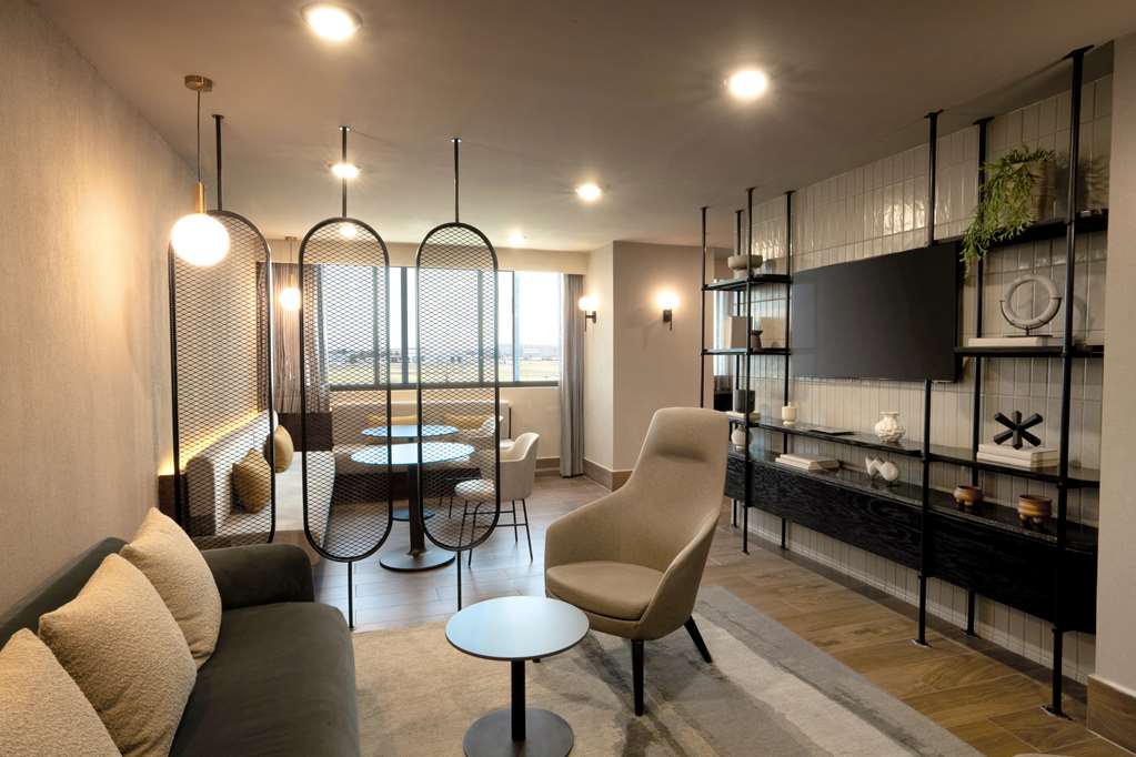 Hilton México City Airport gallery 6