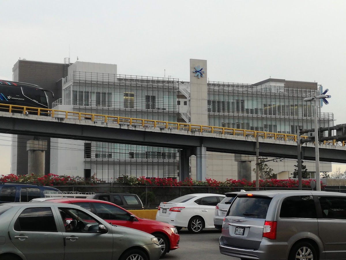 We Hotel Aeropuerto gallery 6