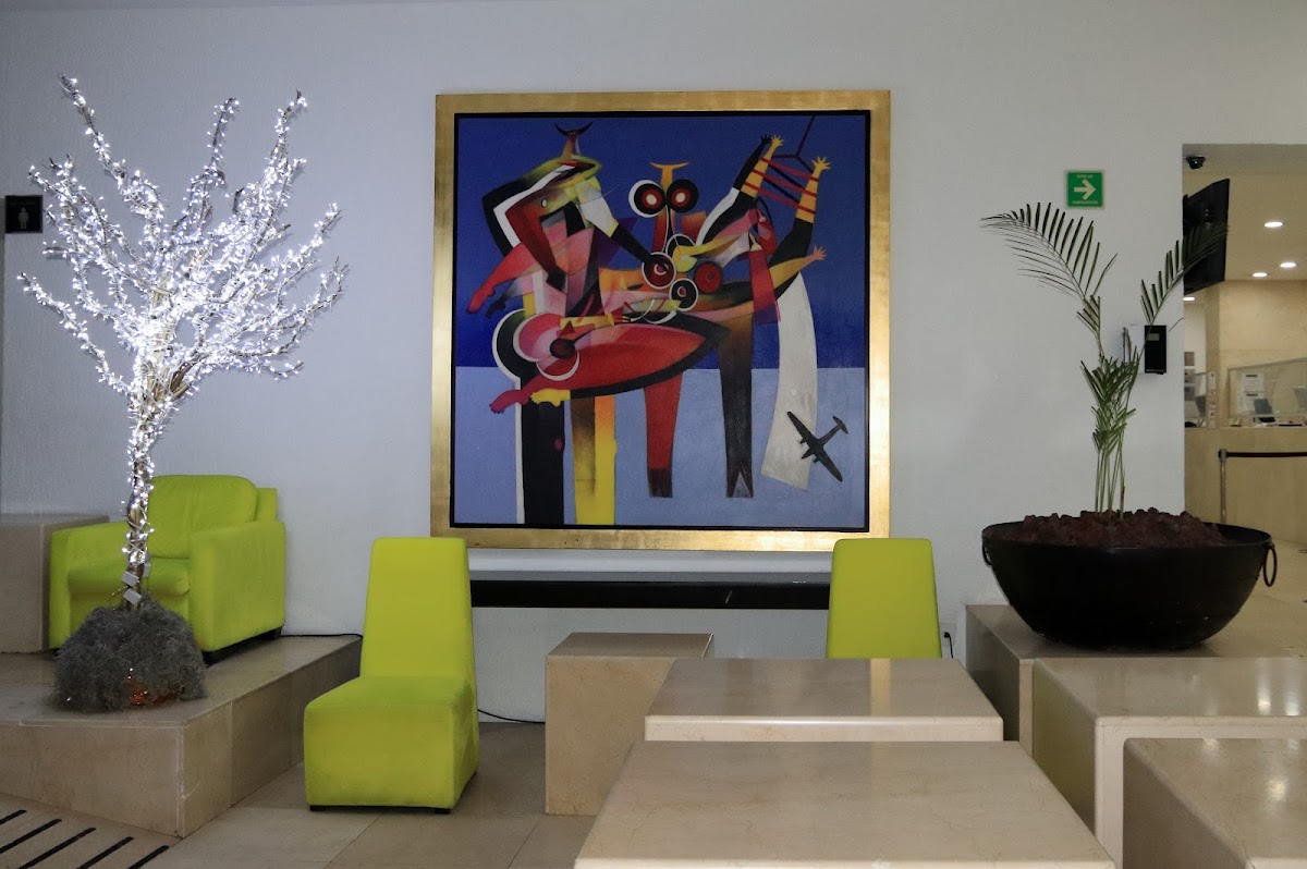 We Hotel Aeropuerto gallery 10