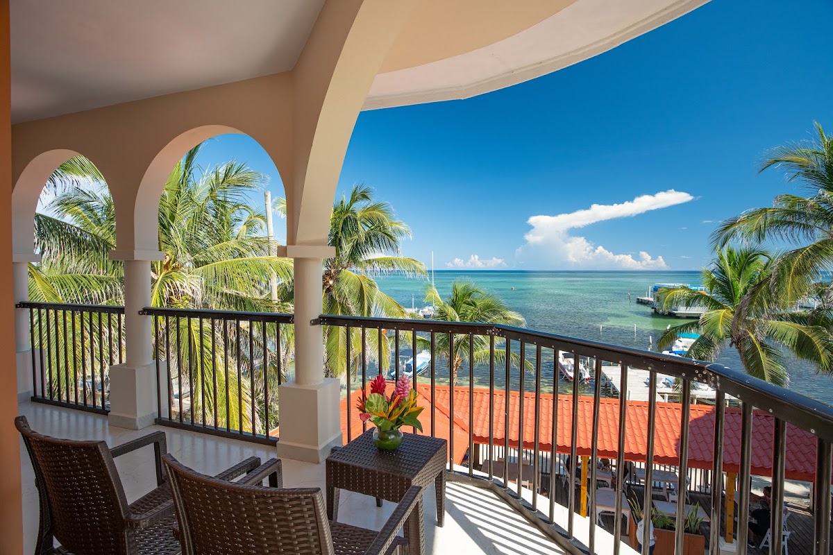 Sunbreeze Suites gallery 4