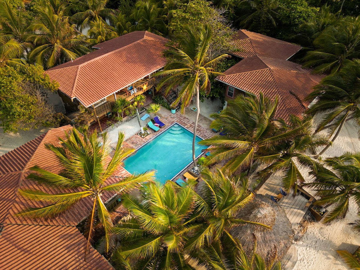 Sundiver Beach Resort gallery 4