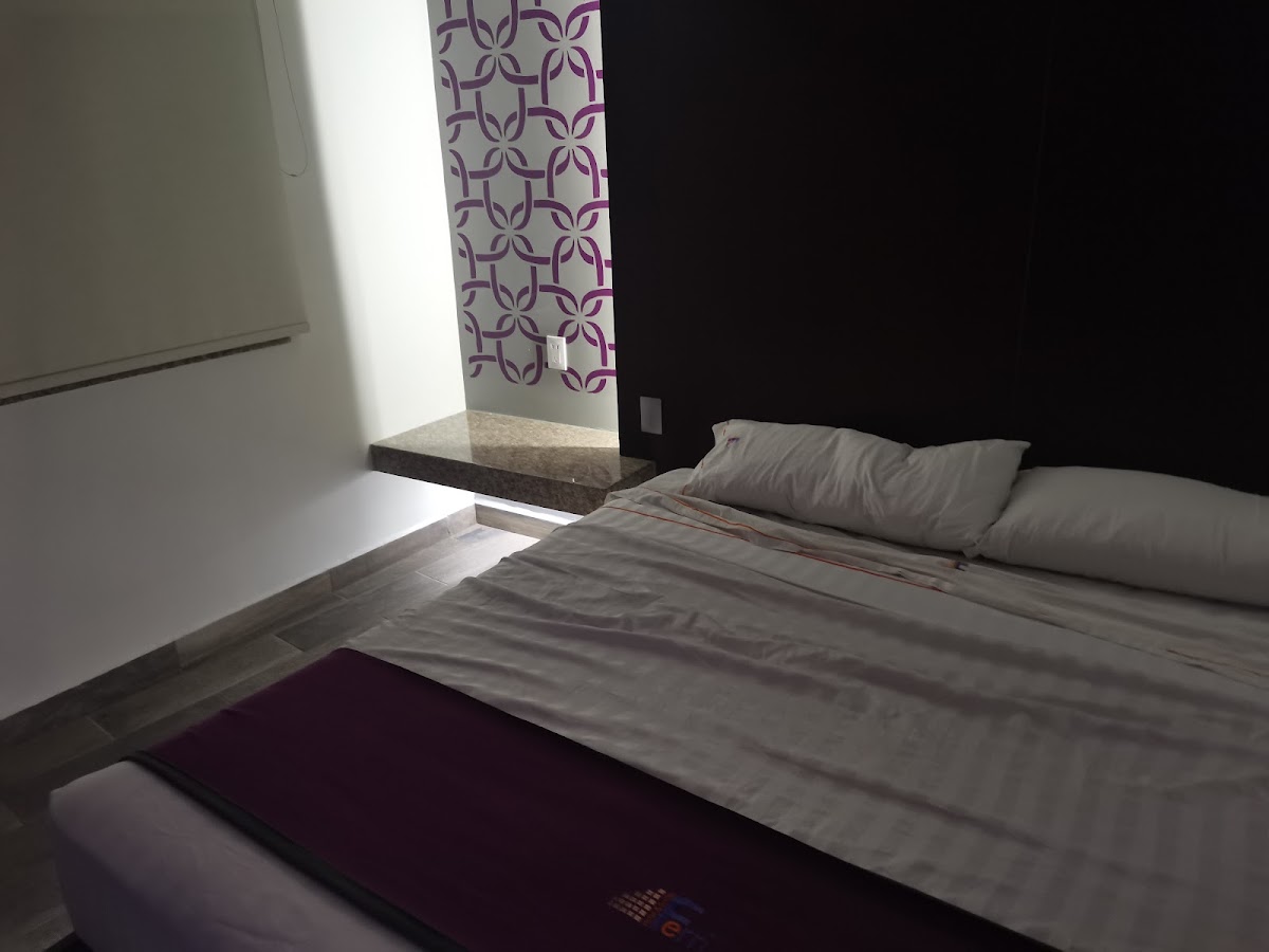 Vía a La Villa Hotel cover