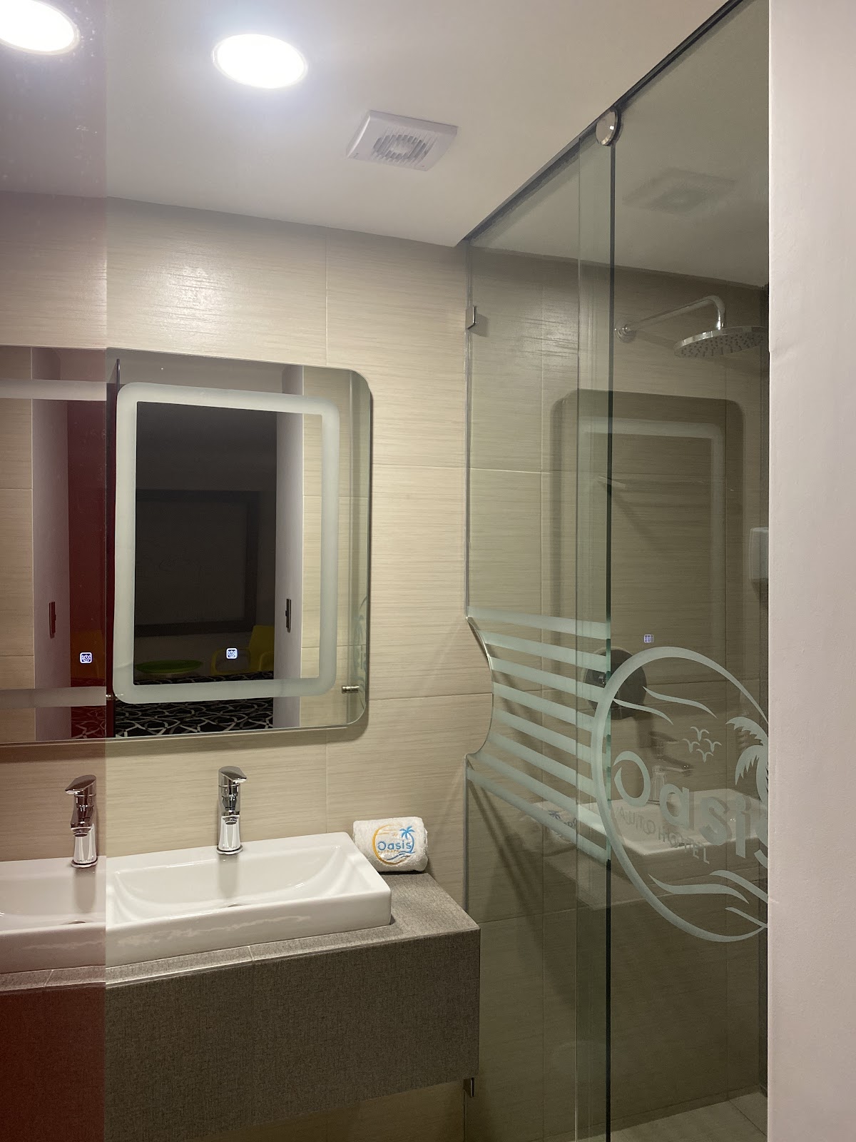 MOTEL OASIS gallery 4