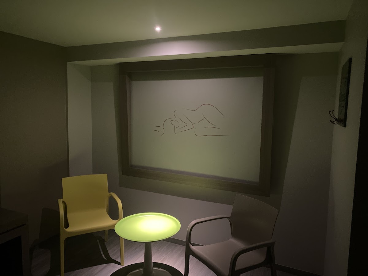 MOTEL OASIS gallery 6