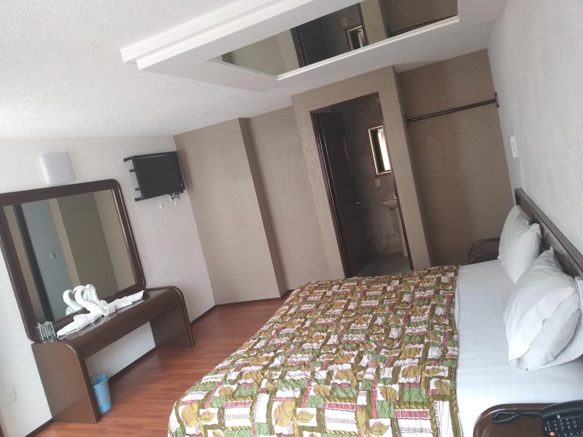 MOTEL OASIS gallery 7