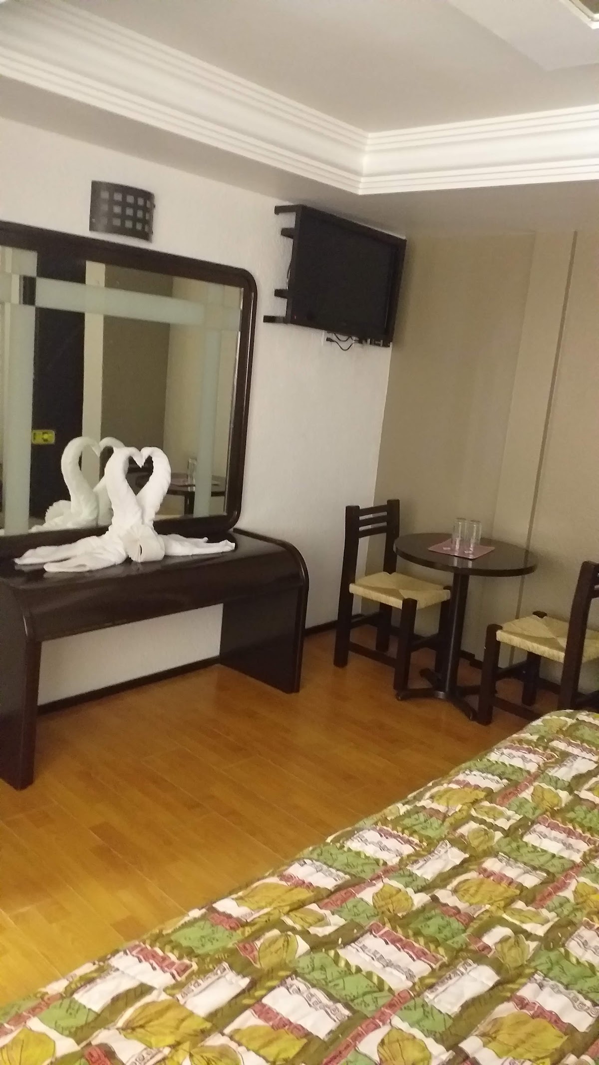 MOTEL OASIS gallery 8