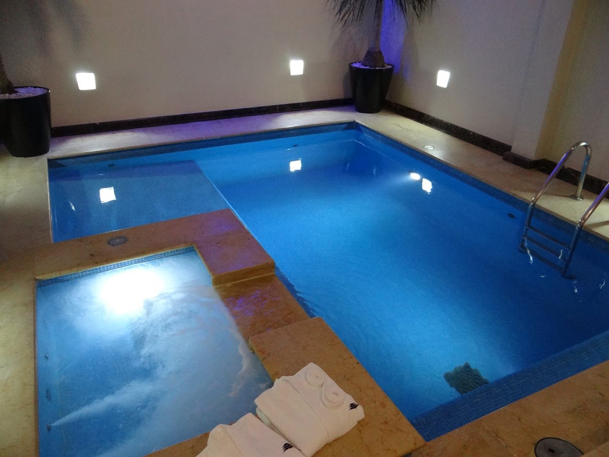 Hotel Villa del Parque - Armas cover