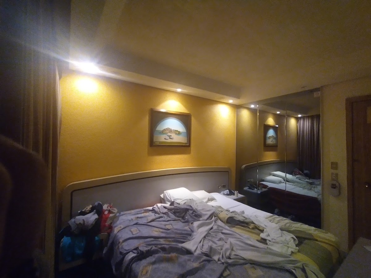 Hotel Mediterraneo cover
