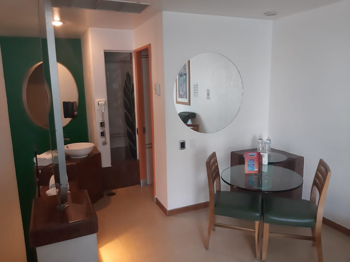 Suites Villas Tikal gallery 6