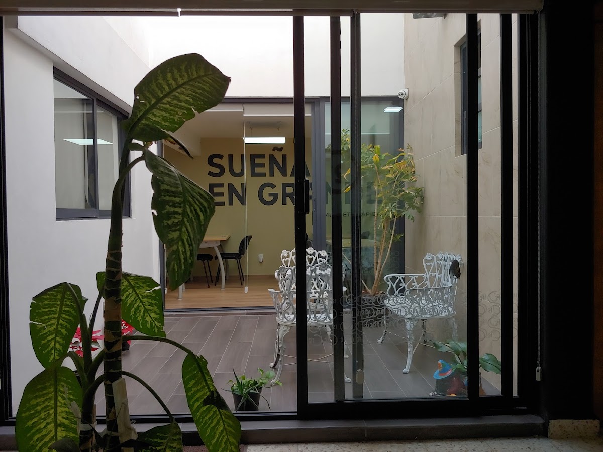 Century 21 Aralbe gallery 5