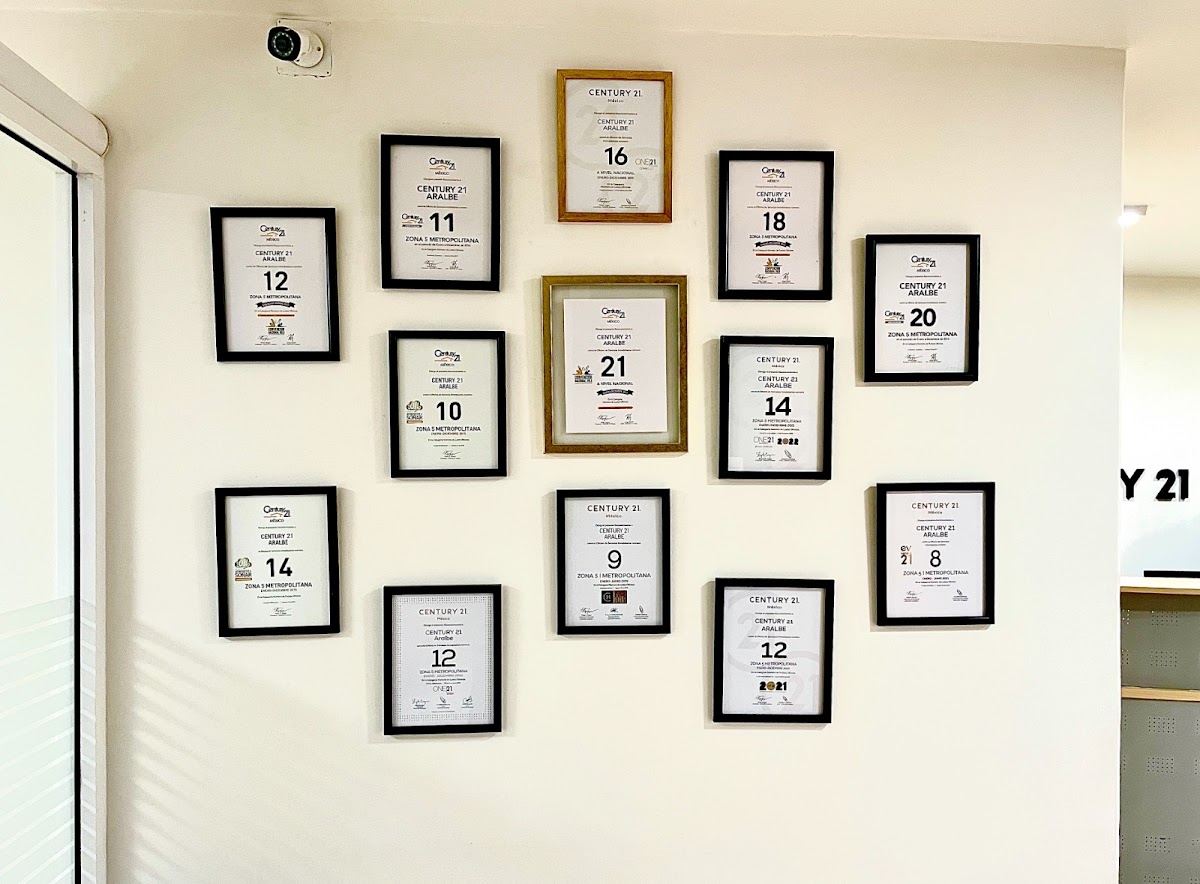 Century 21 Aralbe gallery 9