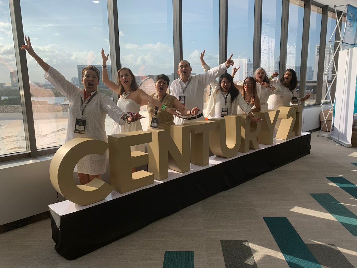 CENTURY 21 GOLD TEAM gallery 7