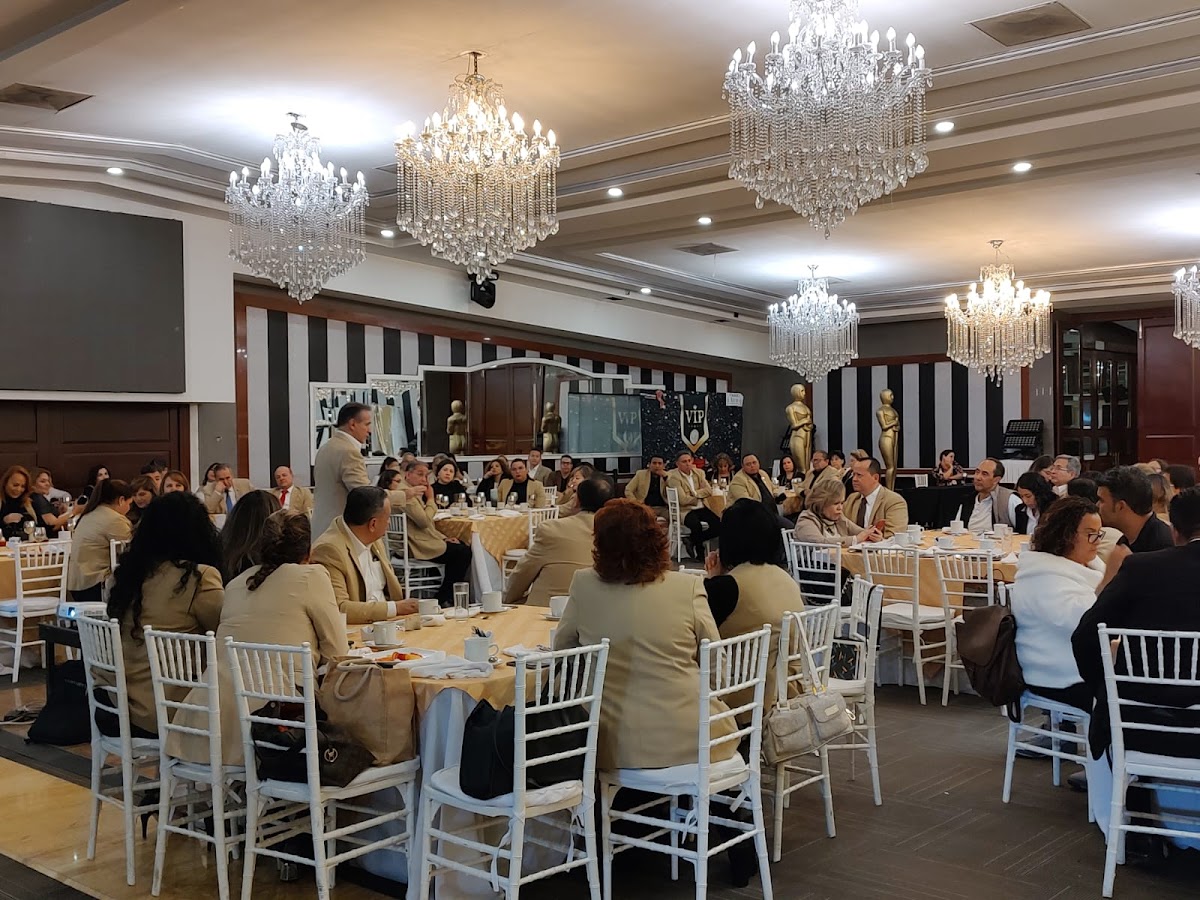 CENTURY 21 GOLD TEAM gallery 8