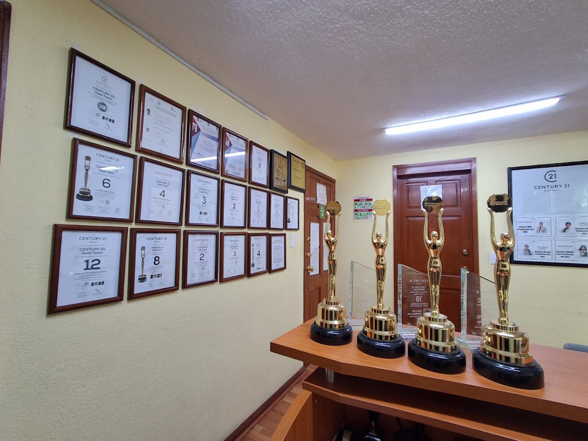 CENTURY 21 GOLD TEAM gallery 10