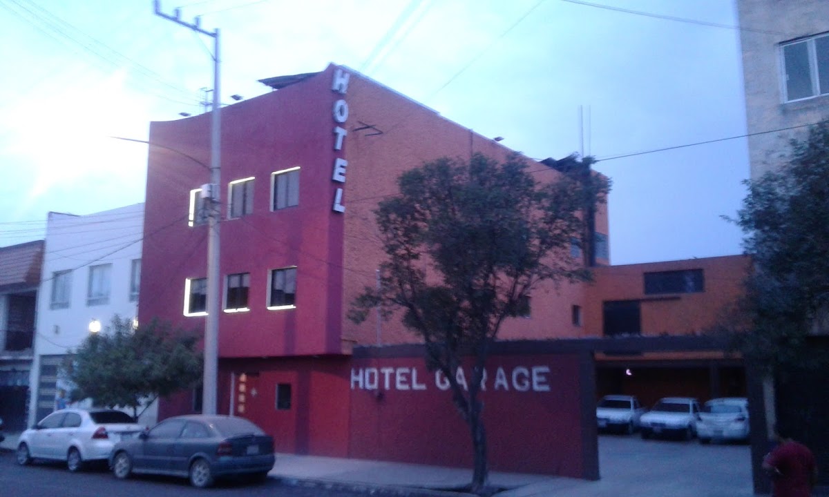 Hotel Oriente cover