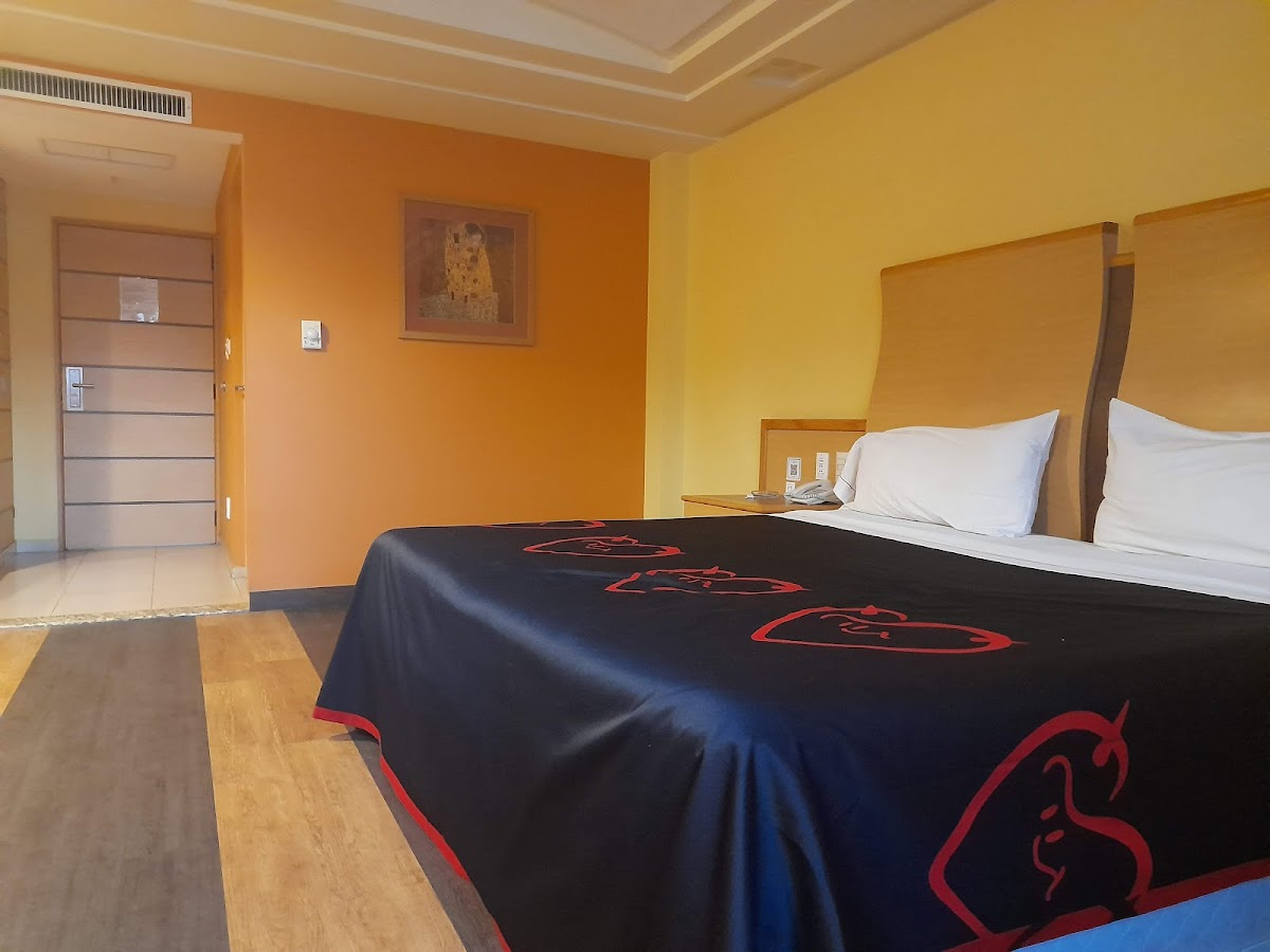 Hotel HOT Plaza Del Rey gallery 7