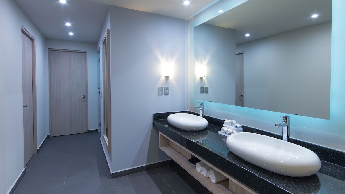Holiday Inn Express Mexico - Toreo by IHG gallery 3