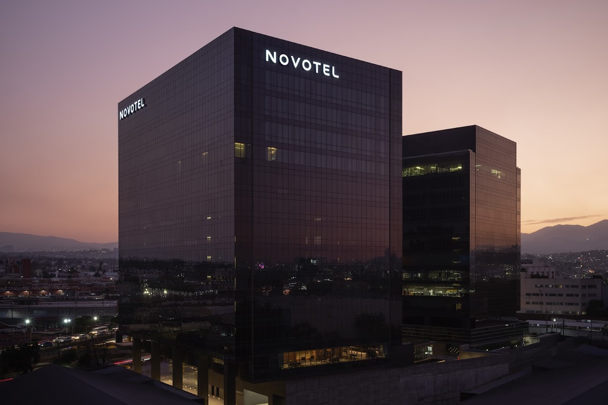 Novotel Mexico City Toreo cover