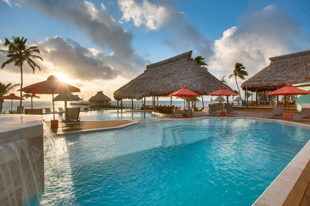 Costa Blu Beach Resort gallery 3