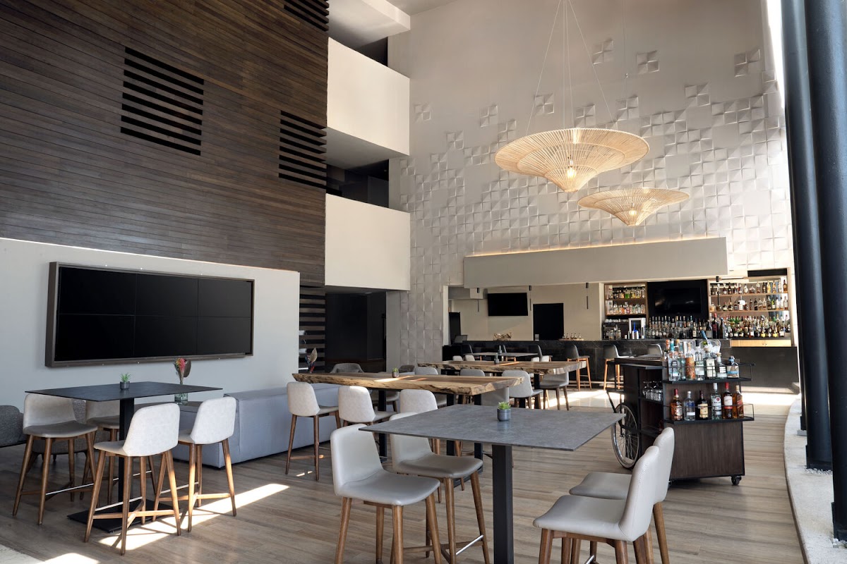 Hotel NH Collection Mexico City Airport T2 gallery 8