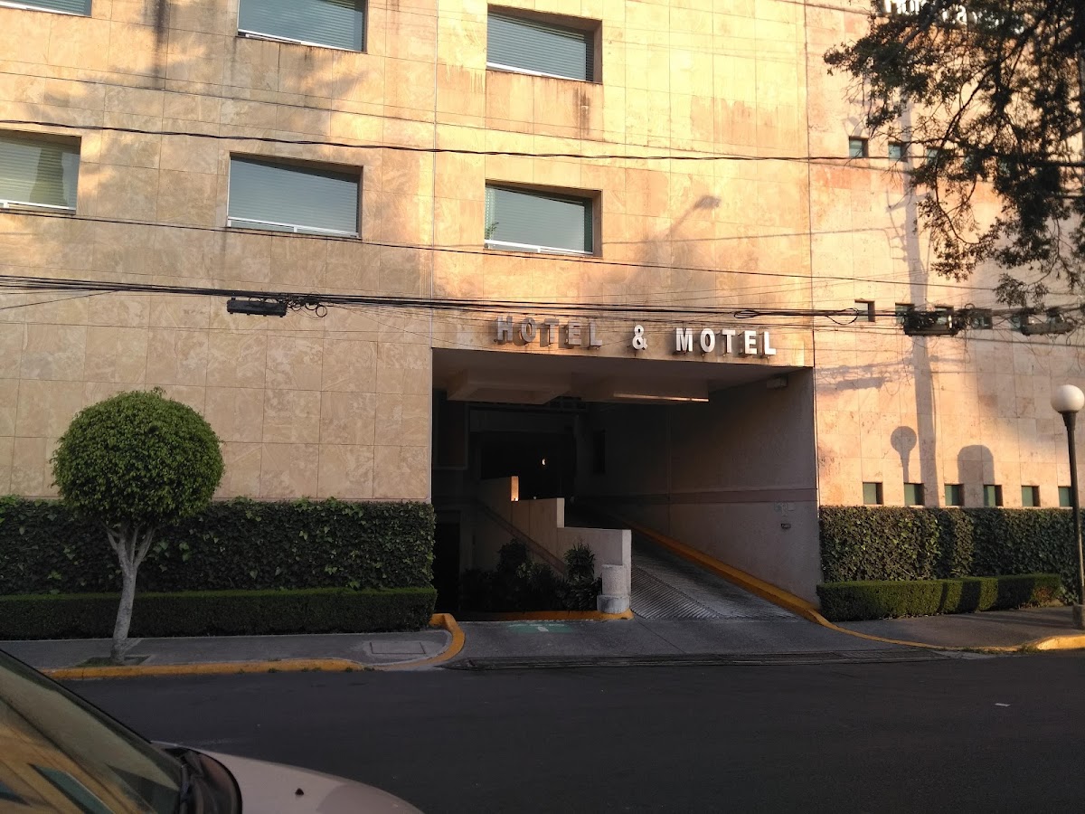 Hotel & Suites La Venta gallery 5