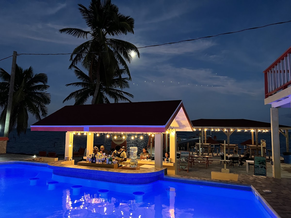 Tropical Paradise Hotel gallery 10
