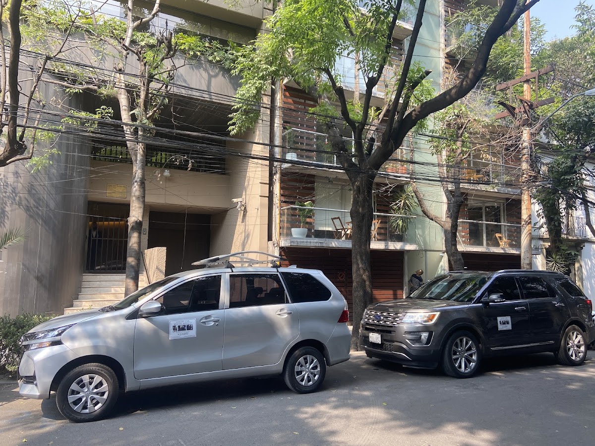 Luxury Car Rental México gallery 2