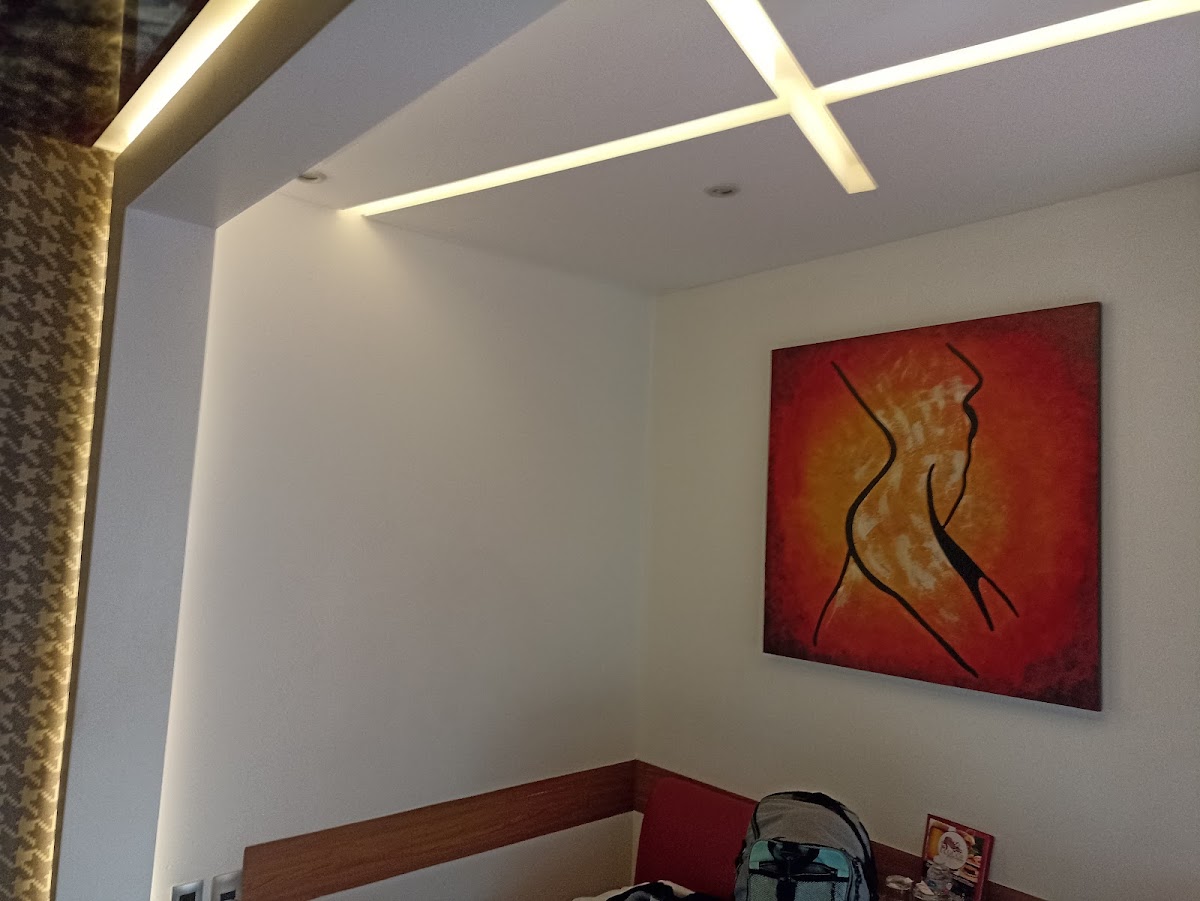 Hotel Rouge gallery 6