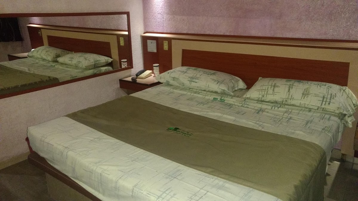 Hotel Huatulco Zaragoza gallery 9