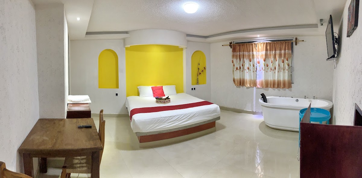 Hotel y Restaurante Mazatl gallery 2