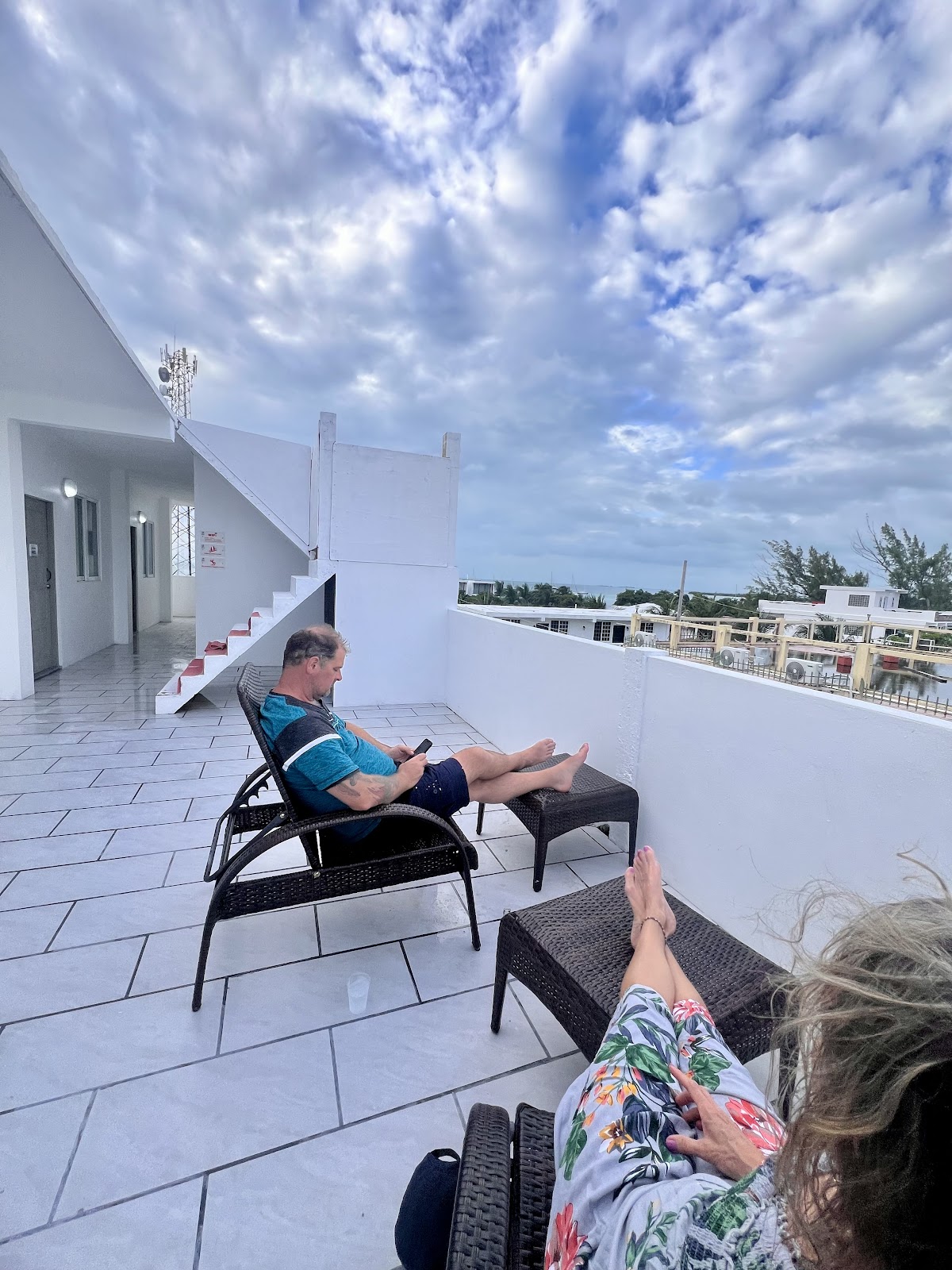 Sky Inn gallery 9
