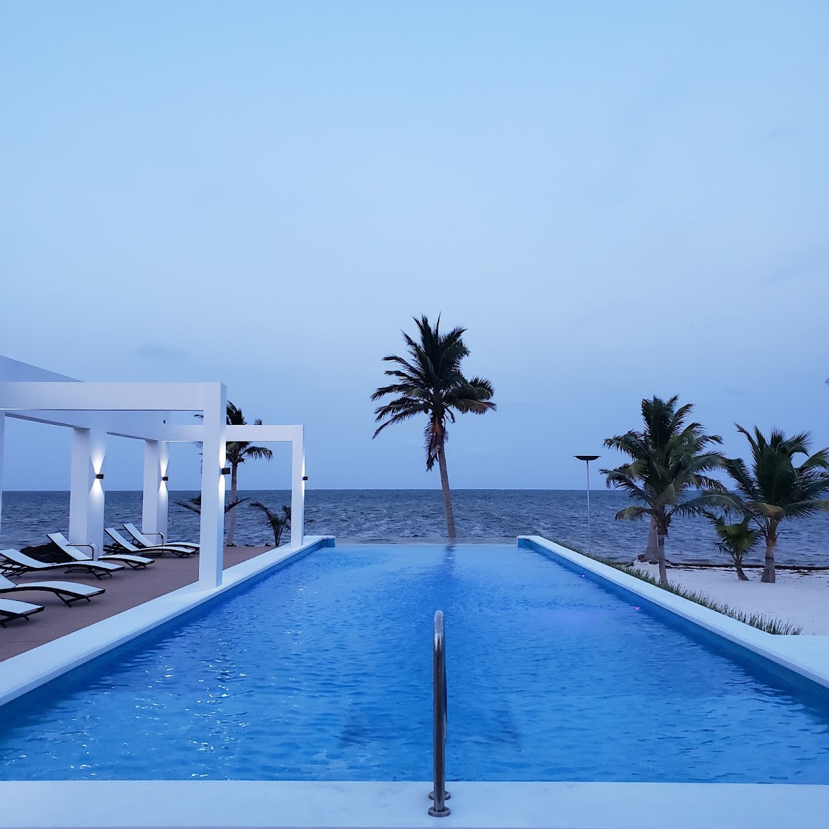 Blu Zen Caye Caulker gallery 3