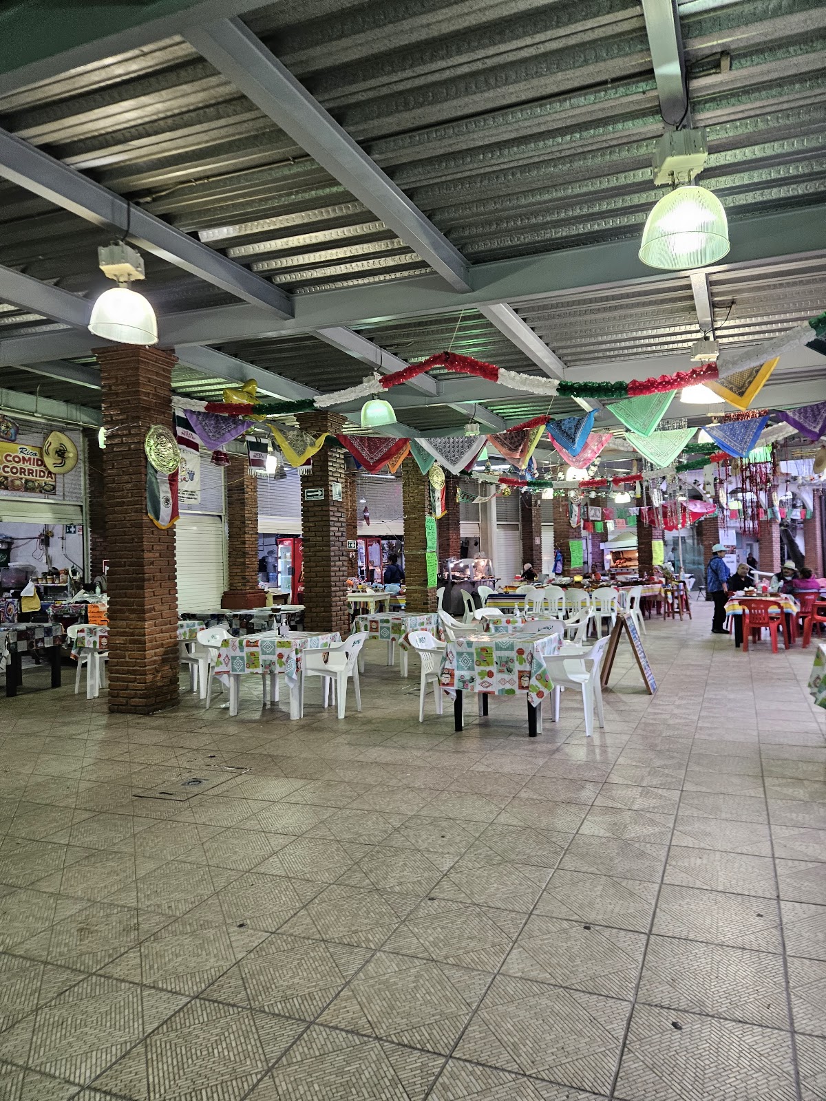 Mercado Turistico La Magdalena gallery 7
