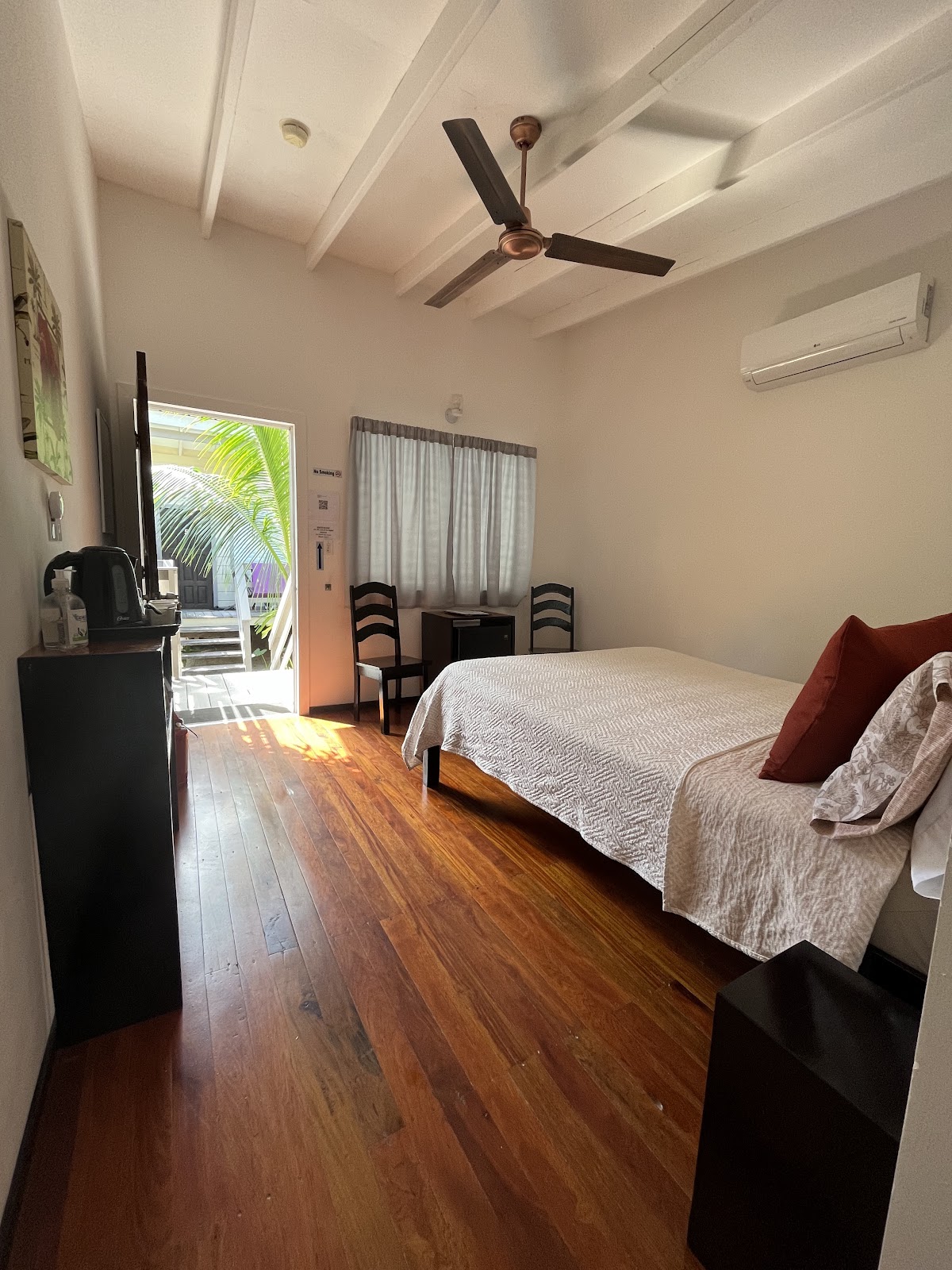 Dream Cabanas gallery 2