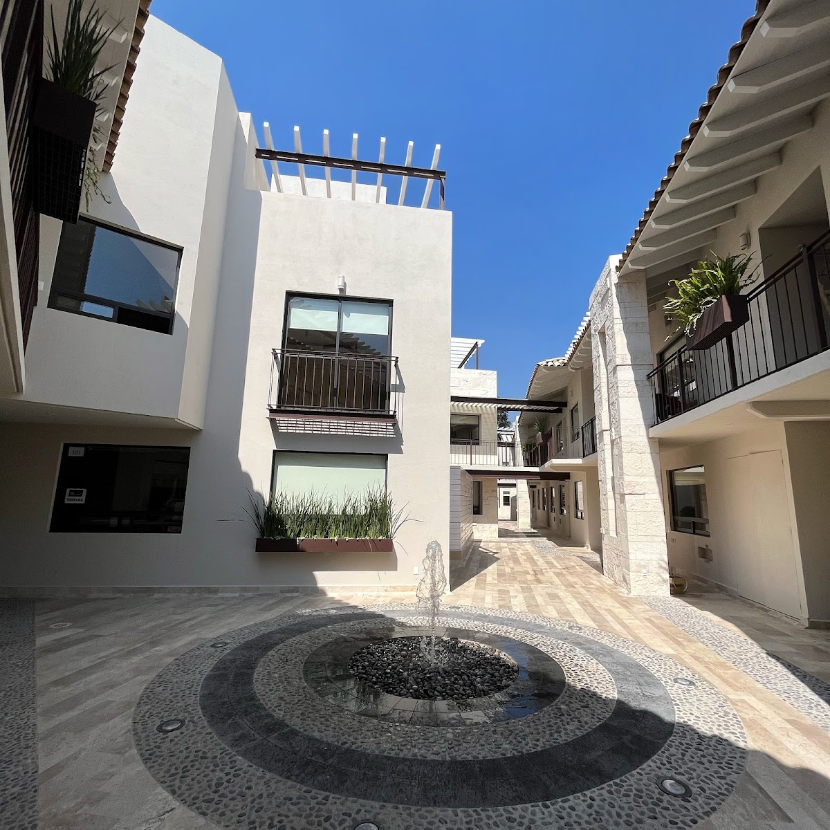 Manantial Santa Fe: Suites & Lofts cover