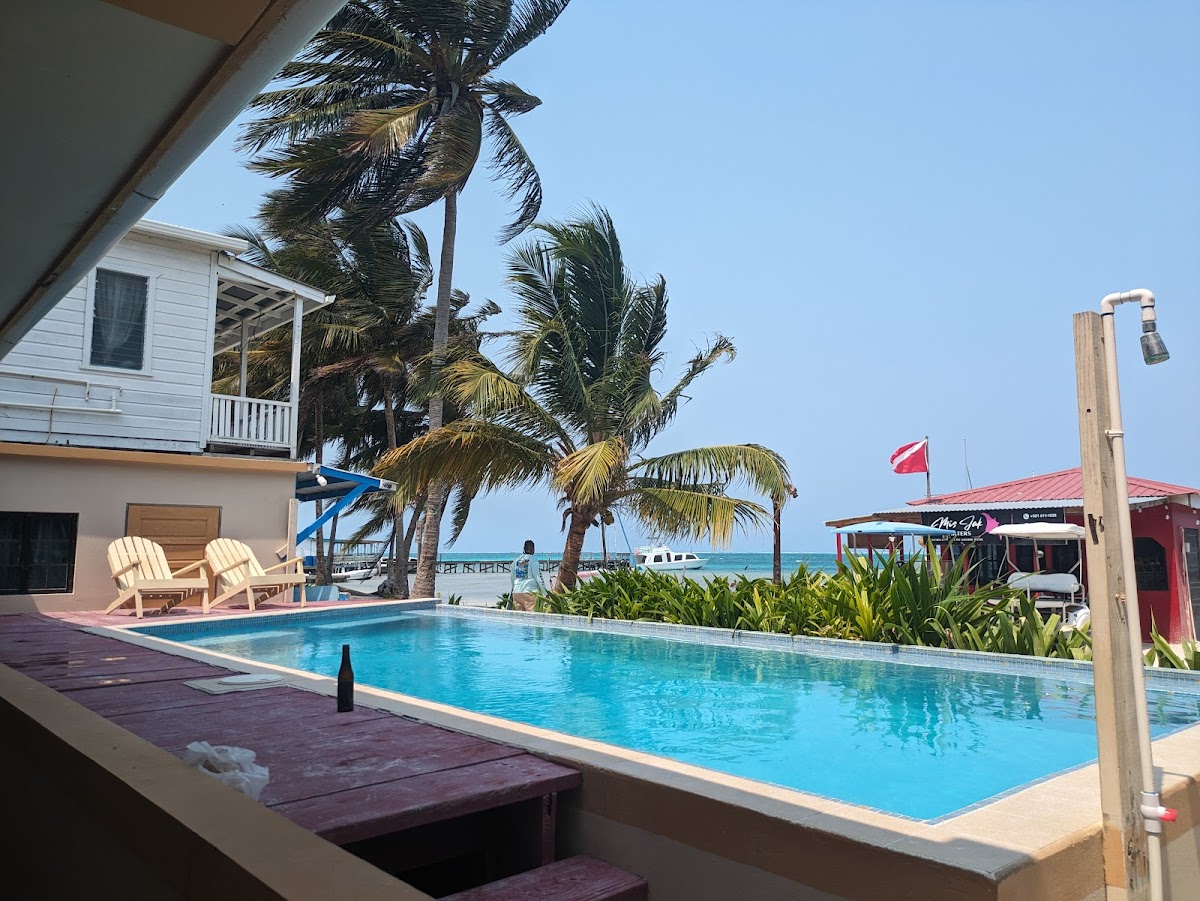 Popeyes Beach Condos gallery 3