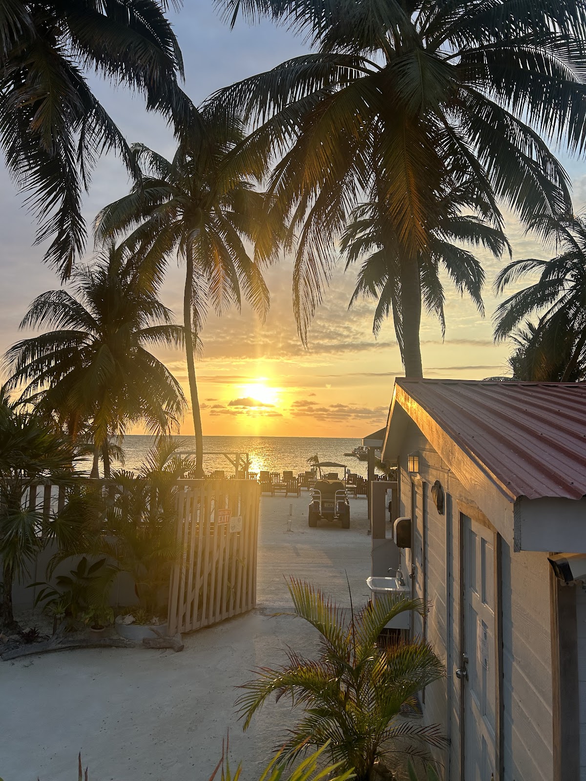 La Isla Resort gallery 10