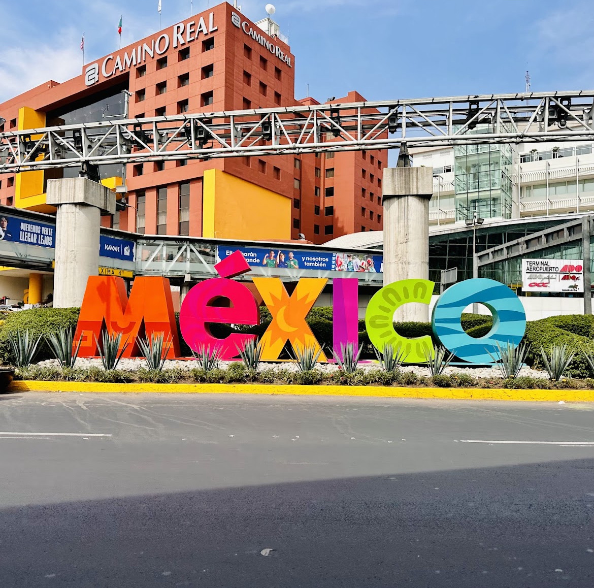 Mexico City International Airport Benito Juárez gallery 5