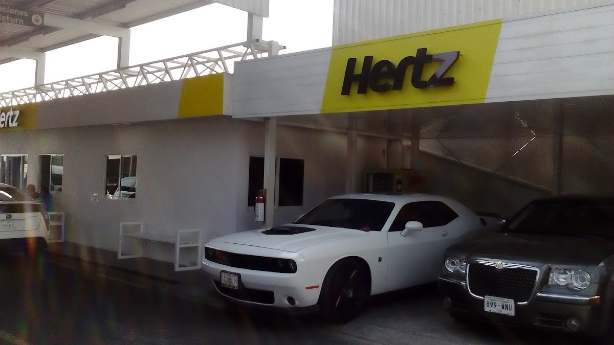 Hertz México | Aeropuerto Internacional Benito Juárez CDMX | Terminal 1 gallery 3