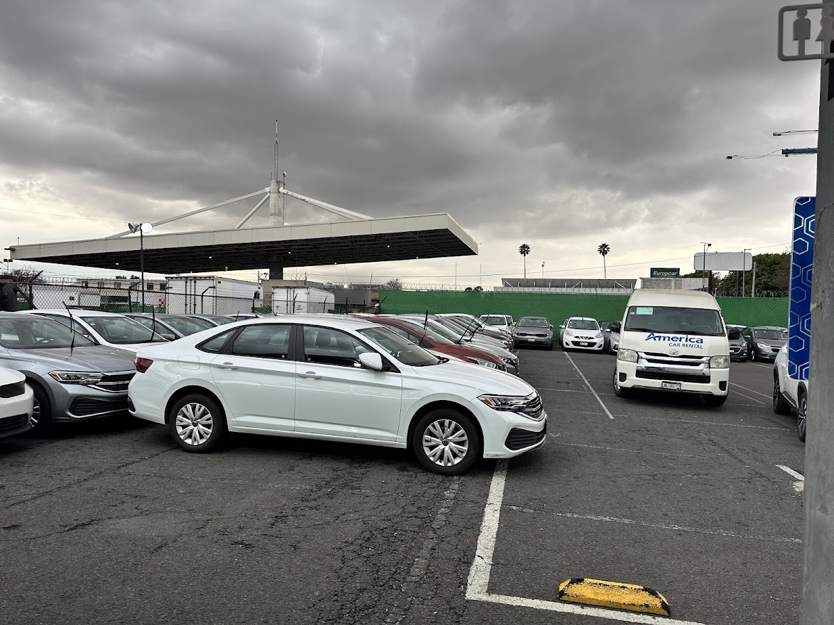 America Car Rental gallery 9