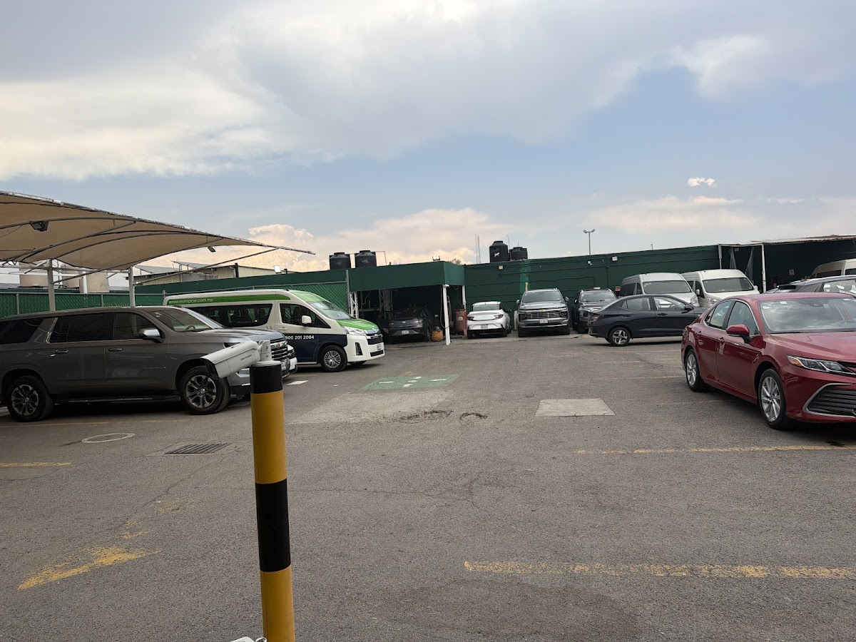 Europcar CDMX Airport - Check Out gallery 5