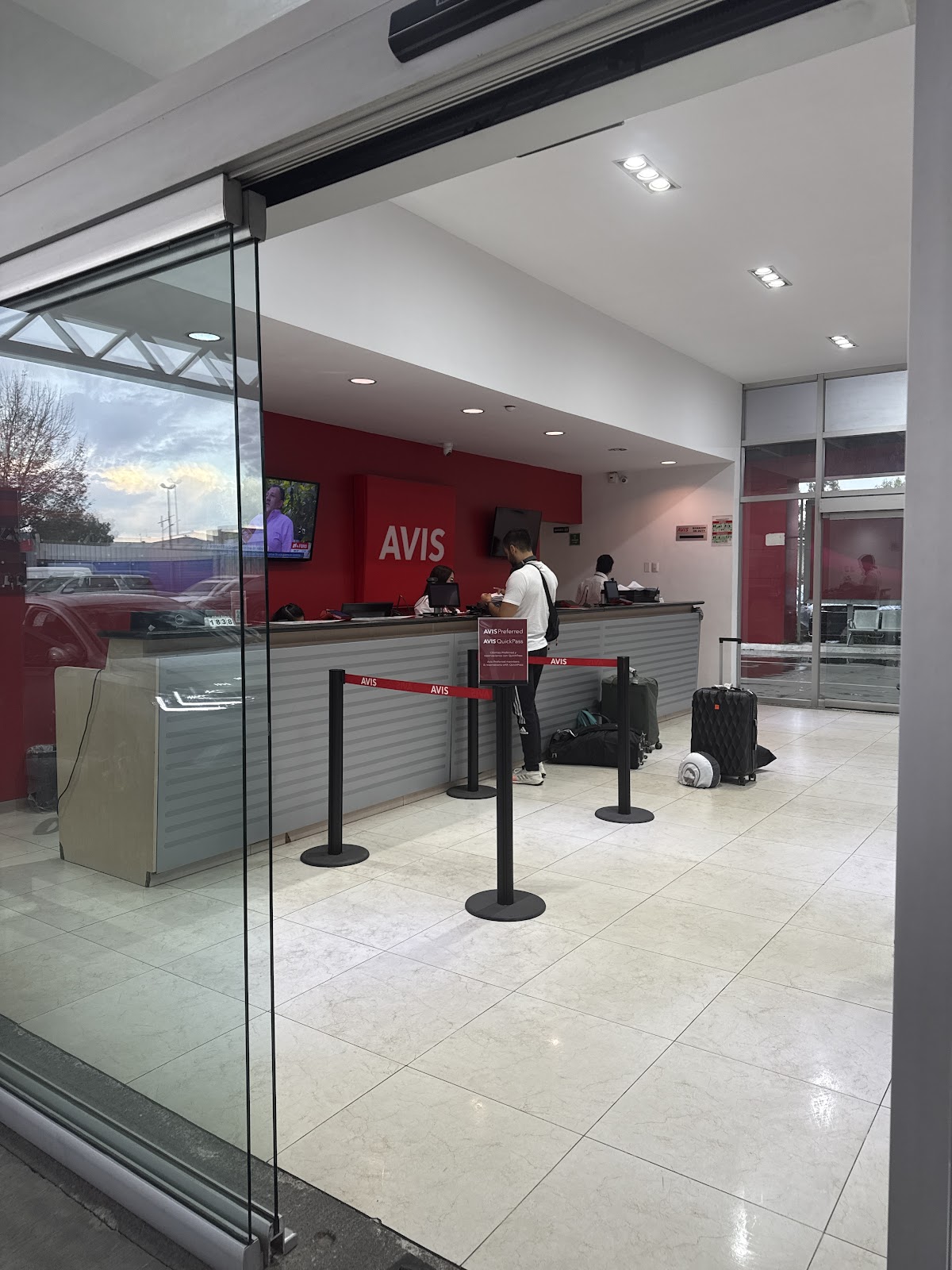 Avis Car Rental gallery 2