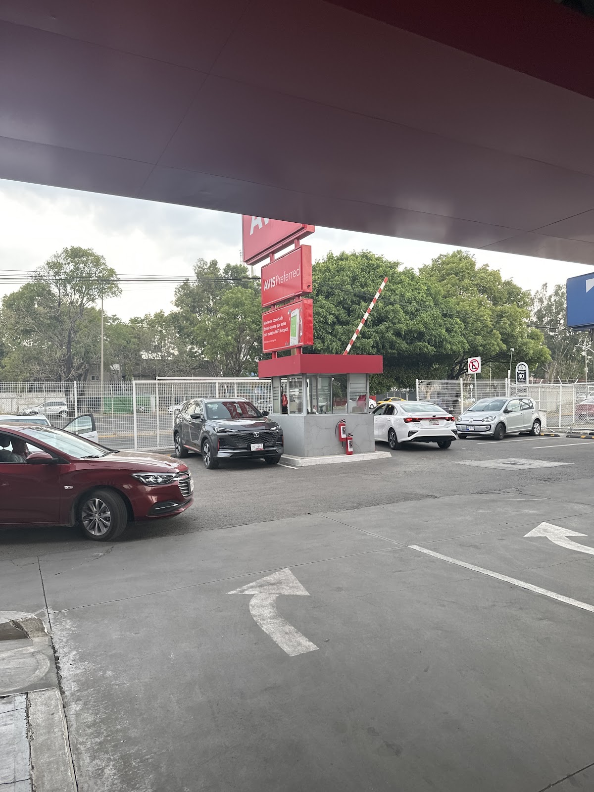 Avis Car Rental gallery 5