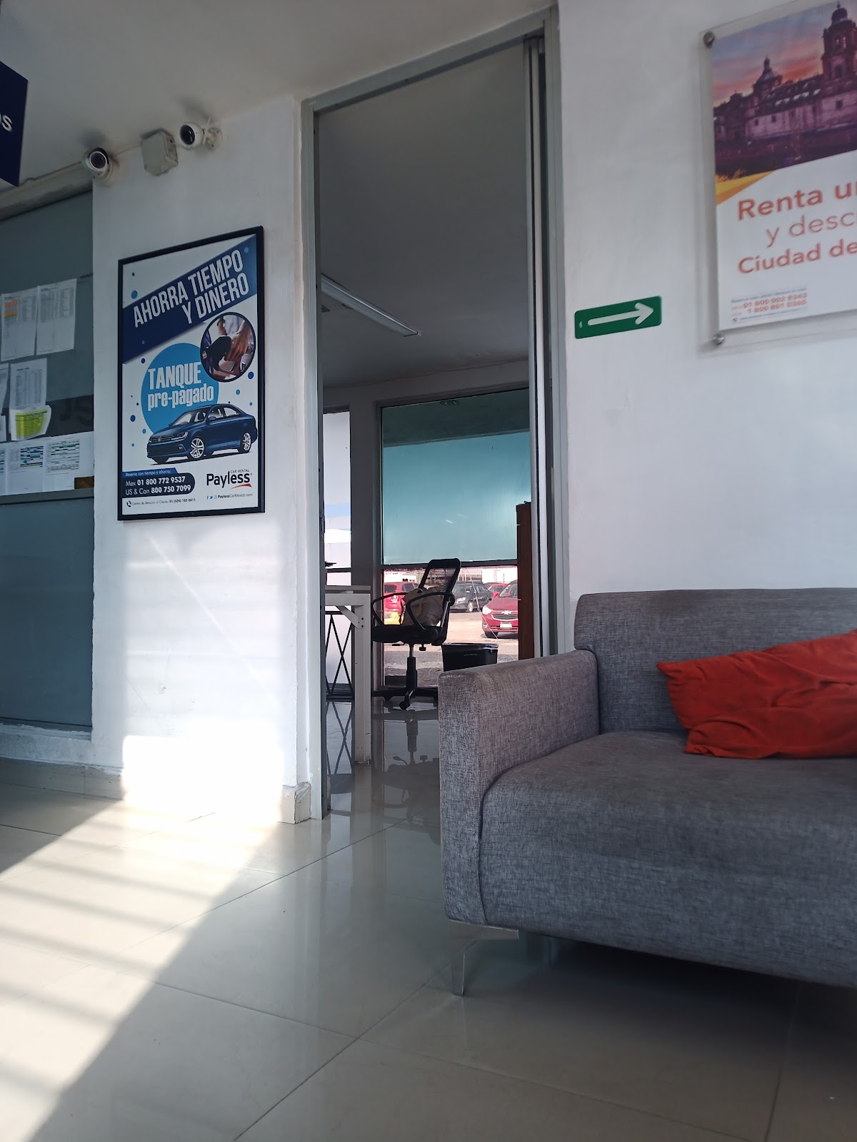 Budget Car Rental CDMX - Check-in Aeropuerto gallery 9