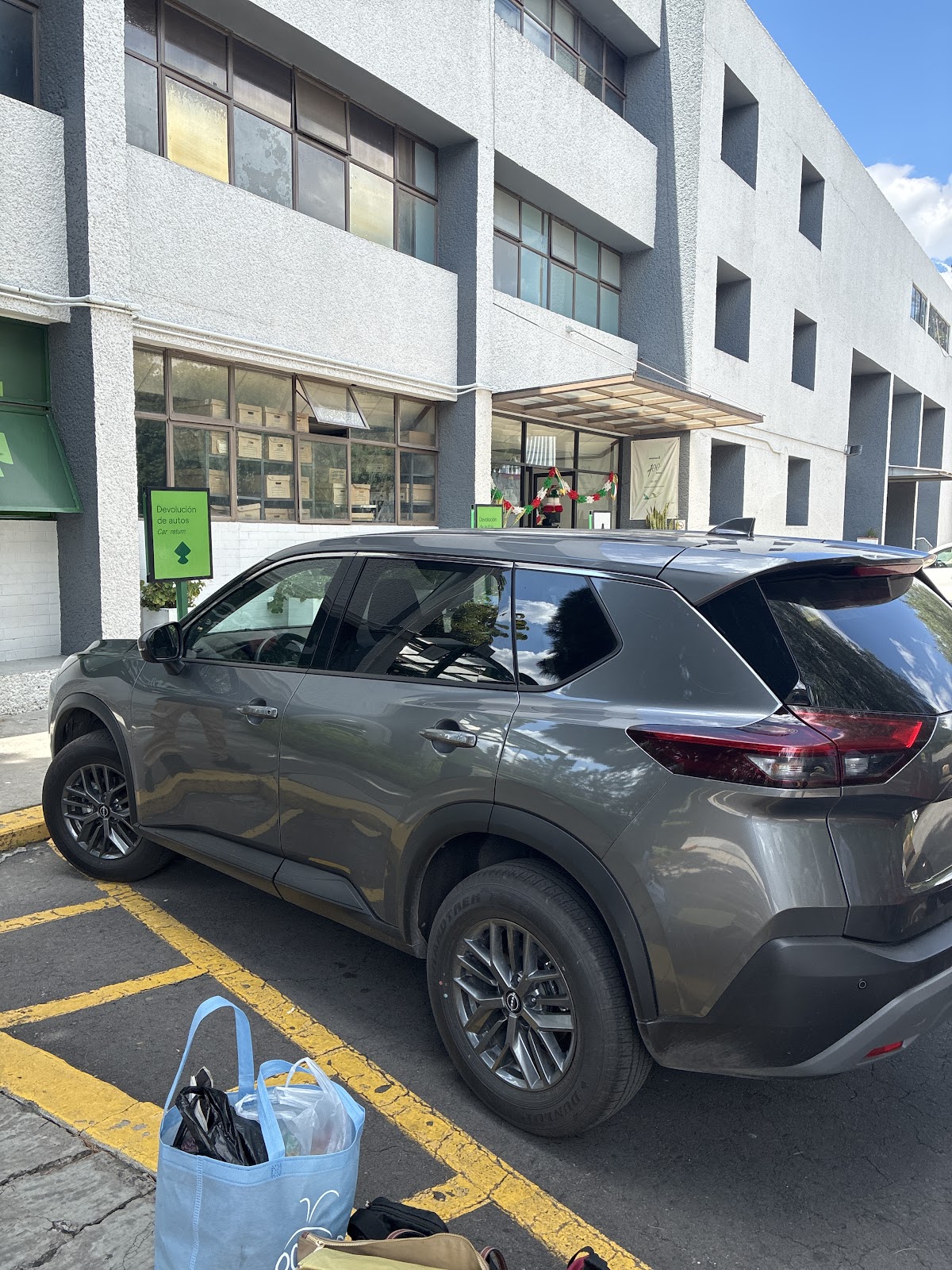 Localiza Rent a Car T1 CDMX Aeropuerto gallery 6