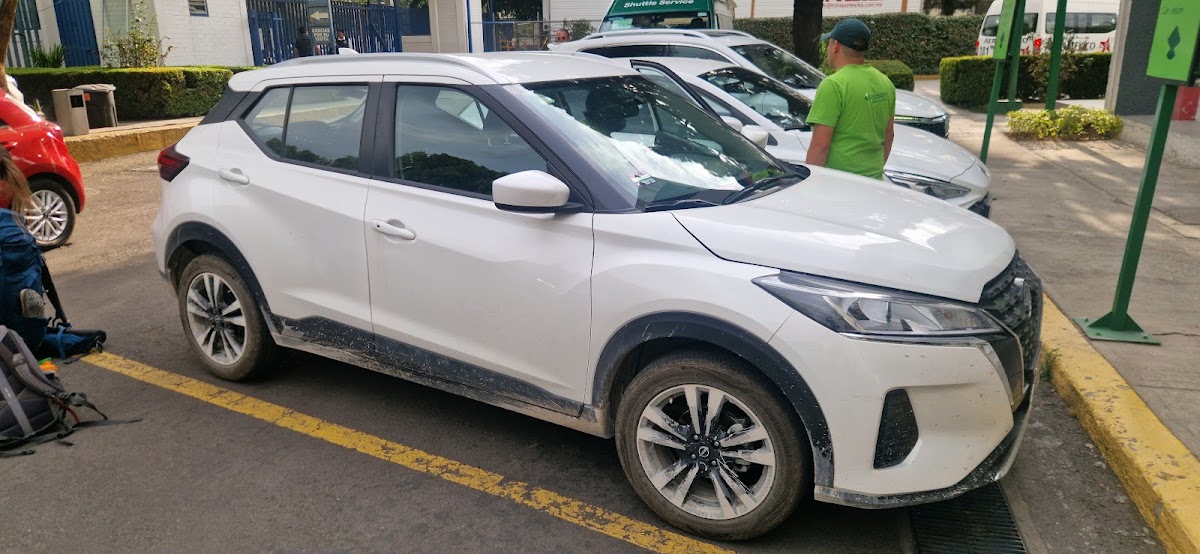 Localiza Rent a Car T1 CDMX Aeropuerto gallery 8